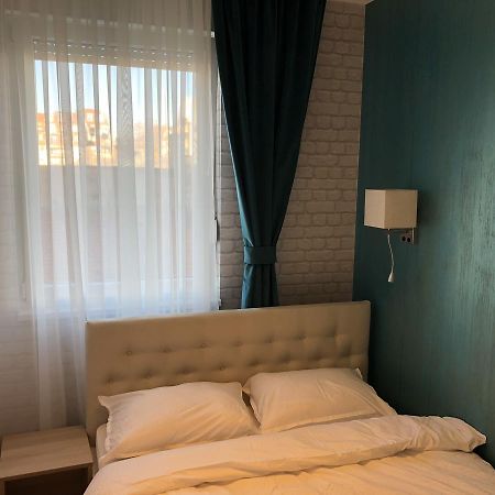 5 Stars Apartment With Free Garage Place Νόβι Σαντ Εξωτερικό φωτογραφία