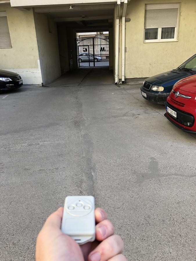 5 Stars Apartment With Free Garage Place Νόβι Σαντ Εξωτερικό φωτογραφία