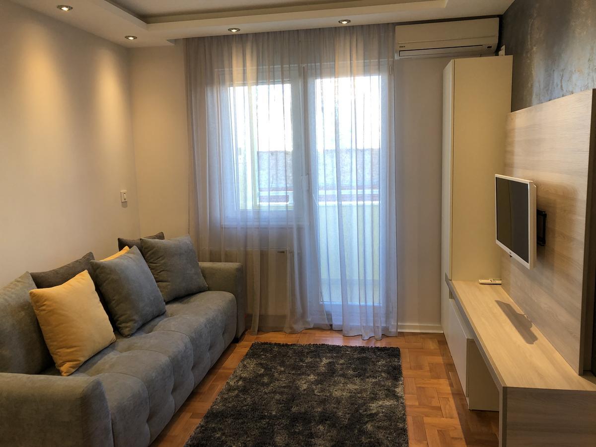 5 Stars Apartment With Free Garage Place Νόβι Σαντ Εξωτερικό φωτογραφία