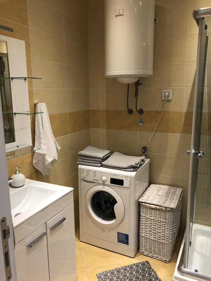 5 Stars Apartment With Free Garage Place Νόβι Σαντ Εξωτερικό φωτογραφία