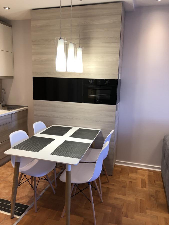 5 Stars Apartment With Free Garage Place Νόβι Σαντ Εξωτερικό φωτογραφία